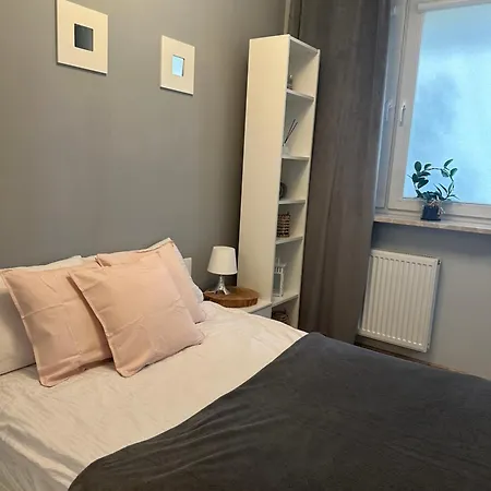 Апартаменты Cosy Near To The Chopin's Airport Cybernetyki 2c *