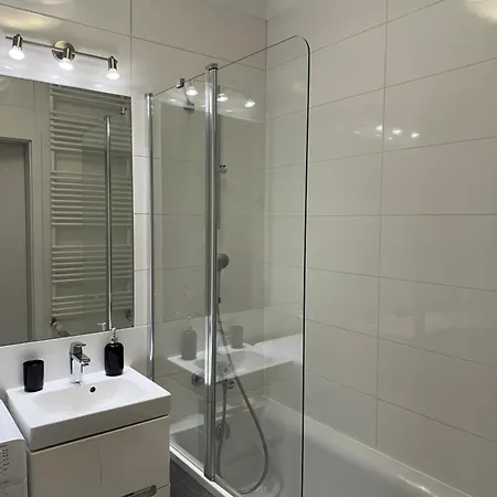 Cosy Near To The Chopin's Airport Cybernetyki 2c ורשה